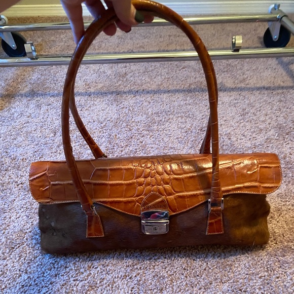 Vintage handbag in very good condition. - Picture 2 of 8